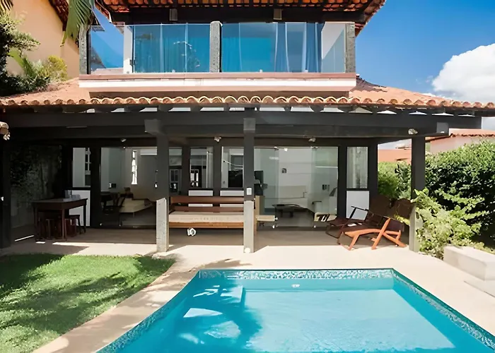 Formidavel Casa Com Piscina Em Cond.